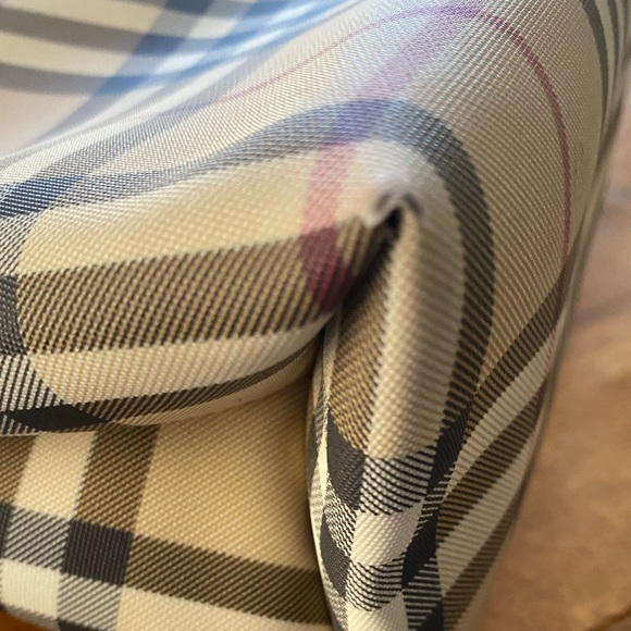 Authentic Burberry bag - tote - Picture 6 of 7